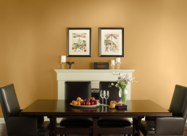 Dinding berlapis emas murni